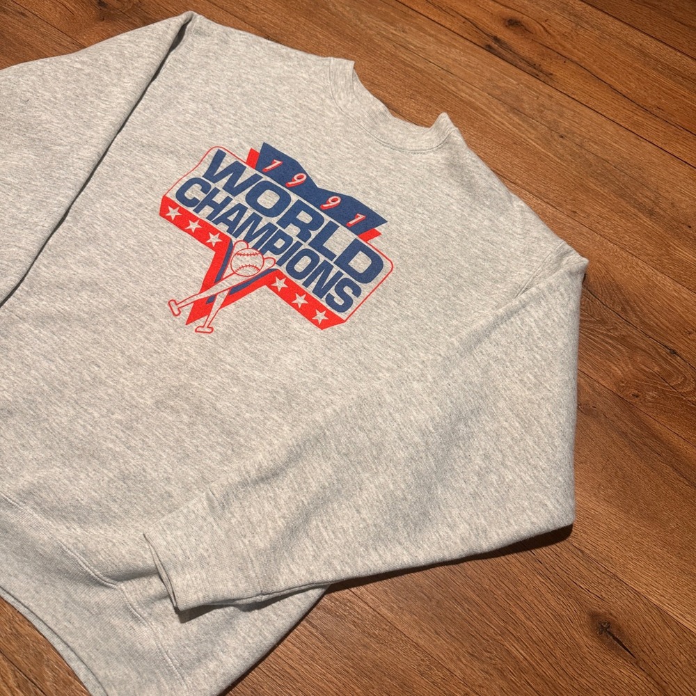 Vintage Velva Sheen Gray 1991 World Champions Sweatshirt Mens L